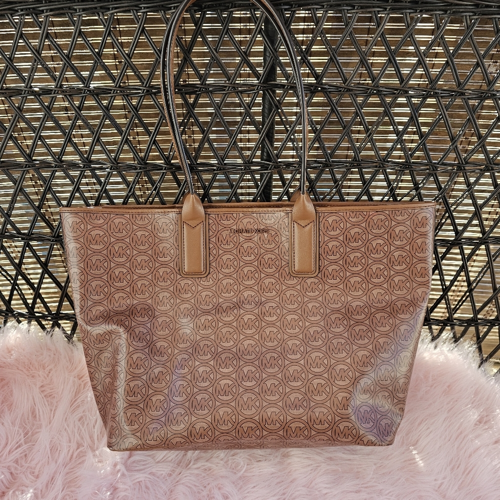 Michael kors large brown logo tote bag